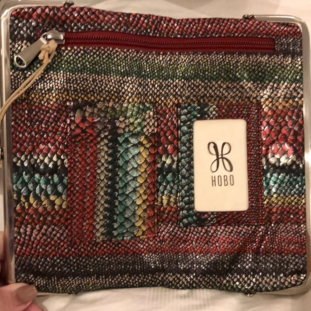 HOBO LAUREN LEATHER Double CLUTCH WALLET in Holiday NWT - Picture 4 of 9